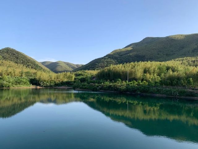 Longchi Mountain Scenic Area