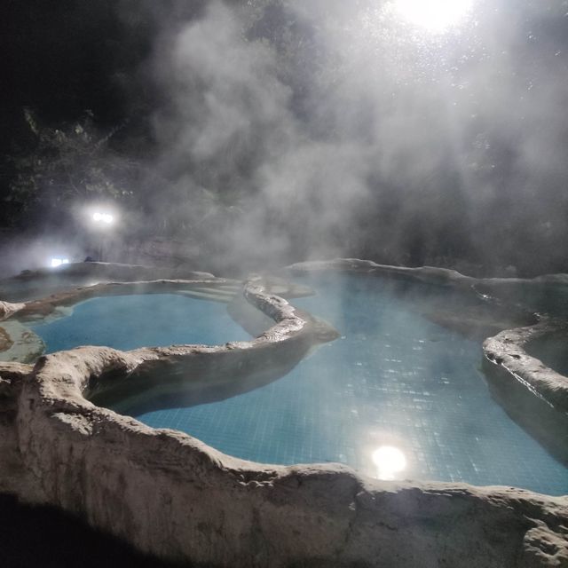 峽谷溫泉酒店：石城九寨溫泉度假莊園