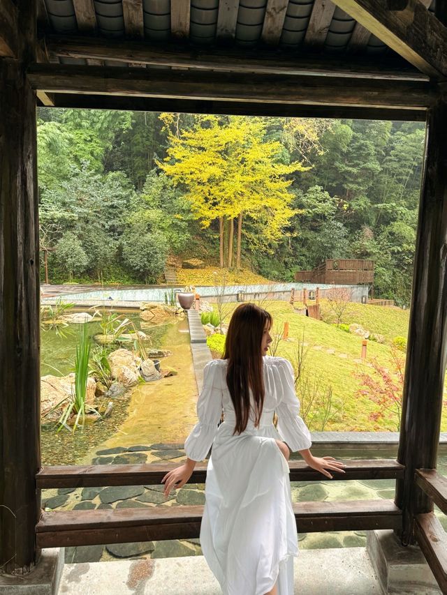 峨眉山如世外桃源般的私湯溫泉