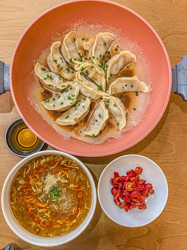 YOU SHOULD TRY THESE DUMPLINGS ❓🥟