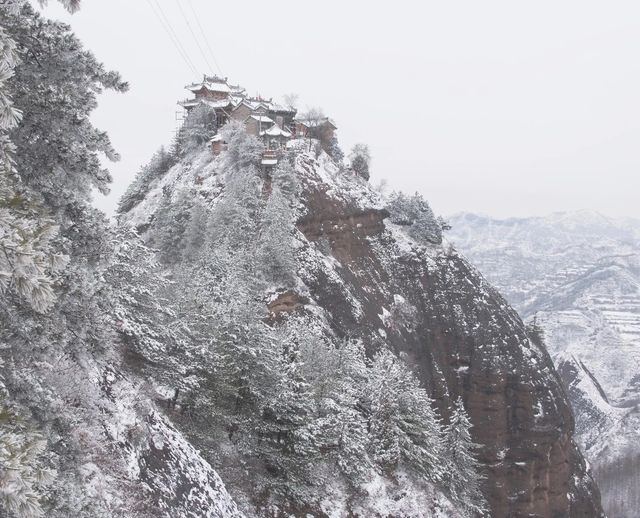 大美西和，雪景美不勝收