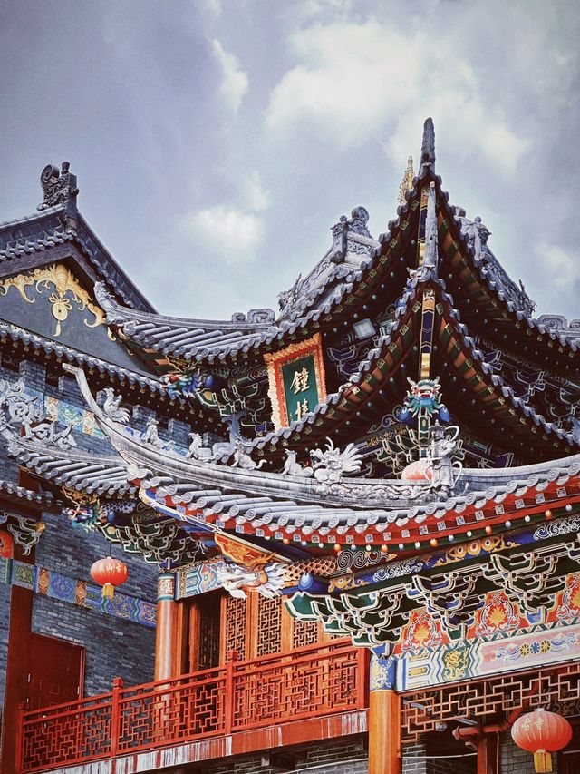 深圳東山寺超靈古寺感受中式建築美學！