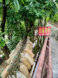 雨中徒步北江小三峡，白庙到飛來寺