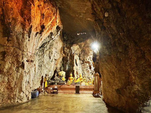 วัดถ้ำเสือ วัดสวยที่เมืองกาญ