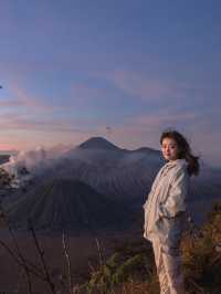 拍到孤獨星球封面｜印尼 Bromo 火山。