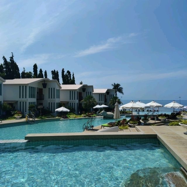 Looking for a place to stay in Koh Phangan? This is it!