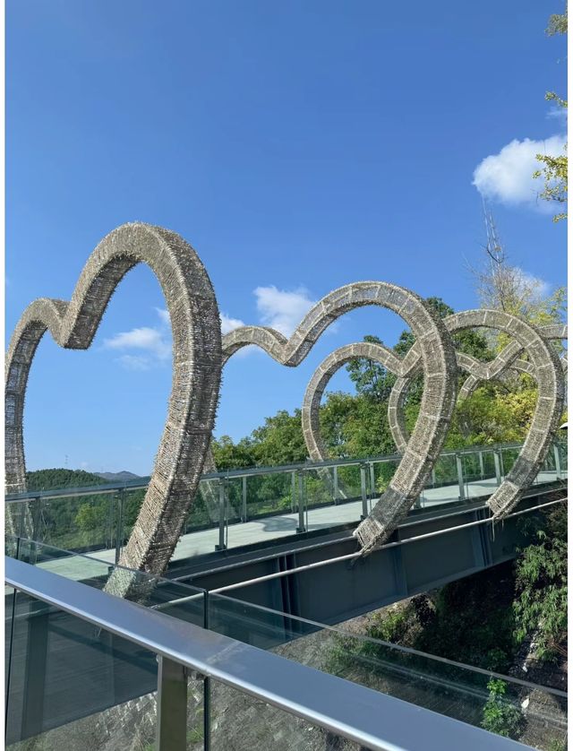 成都周末周邊遊必打卡：三岔湖景區及周邊。