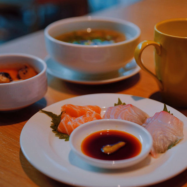 來洛陽旅遊 選華茂春松酒店準沒錯！