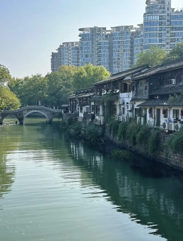 運河古韻，直街新章——小河直街的歲月長卷