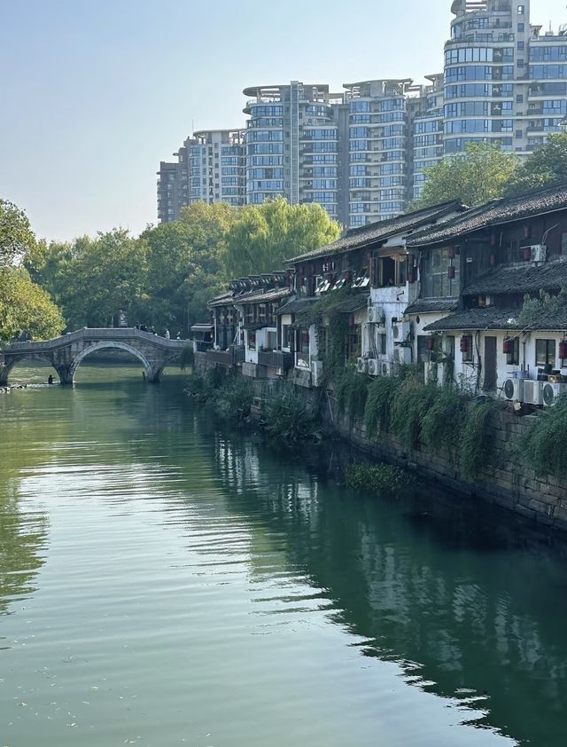 運河古韻，直街新章——小河直街的歲月長卷