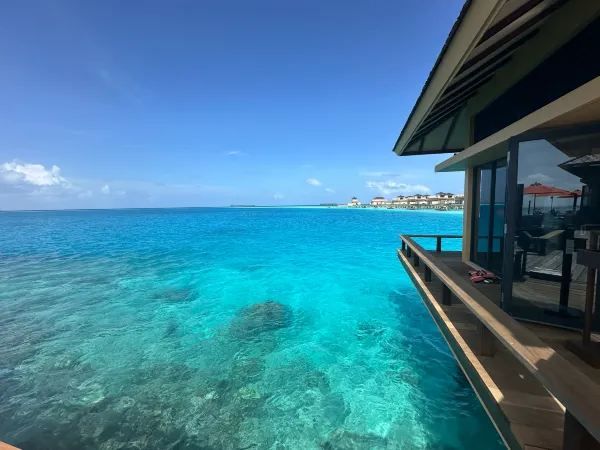 Discovering the Beauty of Velavaru Island in the Maldives