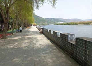 吉林白山江心島公園：城市中心的寧靜綠洲