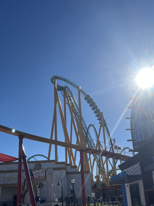 Los Angeles | Six Flags Roller Coaster Theme Park: Thrills All the Way