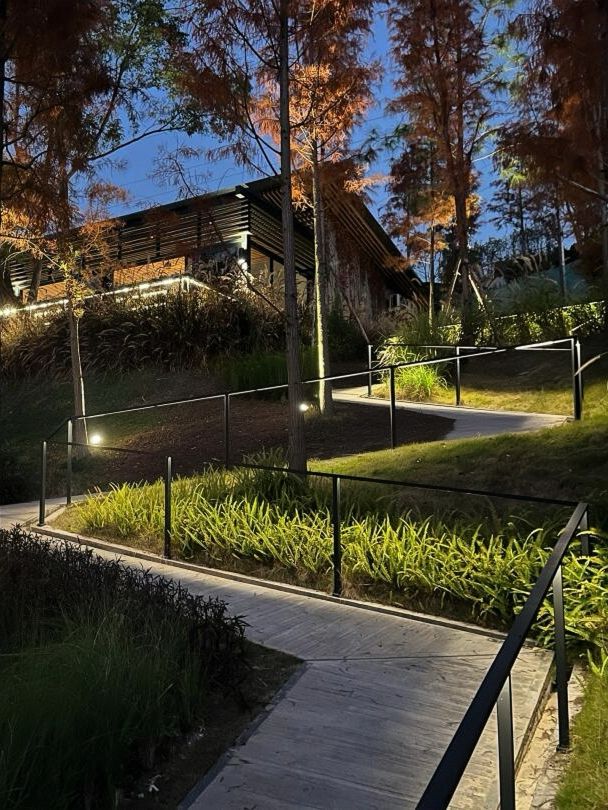 清遠竟藏着這樣的溫泉民宿 看落日絕了 清遠竟藏着這樣的溫泉民宿 看落日絕了