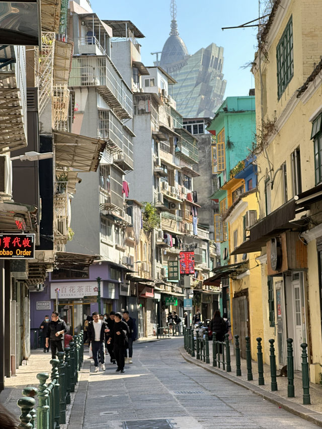 🏙️ Macau: Where East Meets West 🏰   