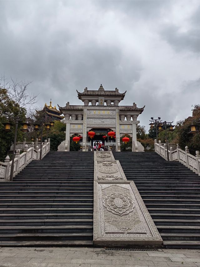 鴻恩寺