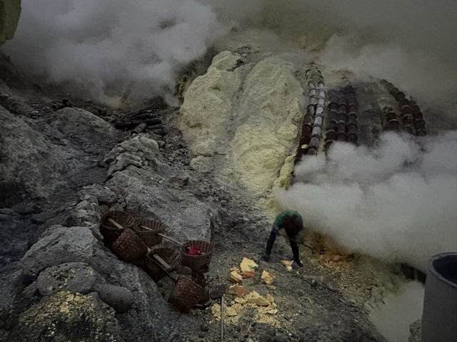 念念不忘，必有迴響-徒步伊真火山