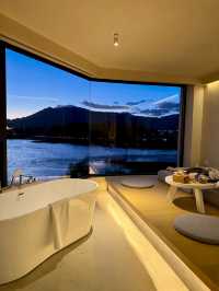 麗江最美民宿，雪山湖景房直接被治癒！！！