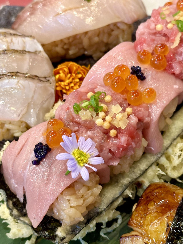 🍣曼谷必衝！巨型壽司店直接封神！一口入魂太滿足！