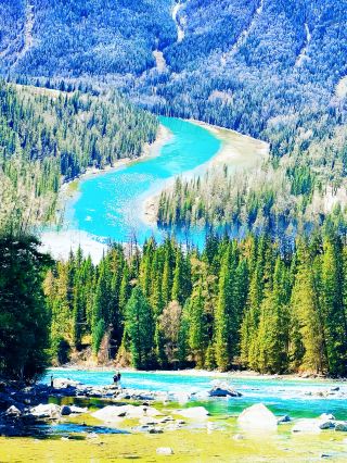 Kanas Travel Guide