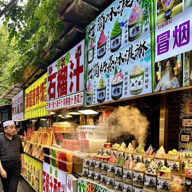 Bustling Xi’an 🏯🏮