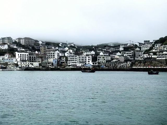 東極島2025超全攻略：從海上布達拉宮到第一縷曙光的極致浪漫