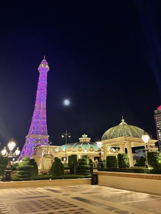 Macau Parisian｜Free Pool + Water Park, Perfect for Family Vacations