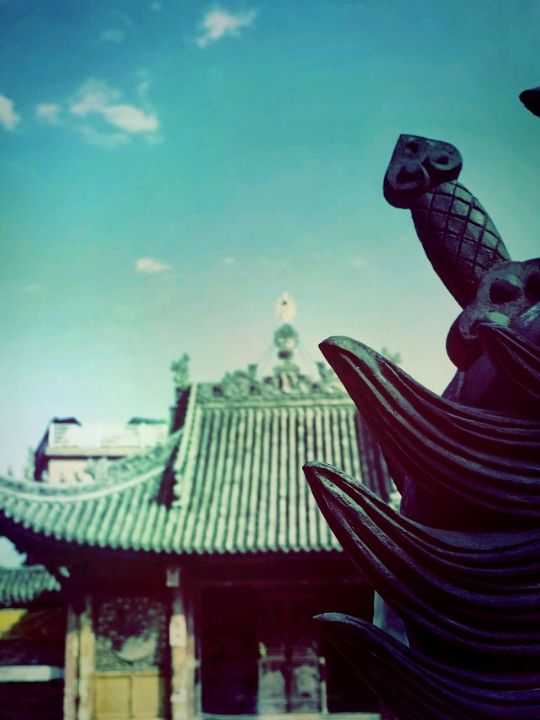 **【四川隱世瑰寶：靈鷹寺的千年禪意】**  