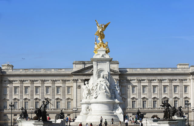 Only in Summer: Explore the Culture and History of the British Royal Family