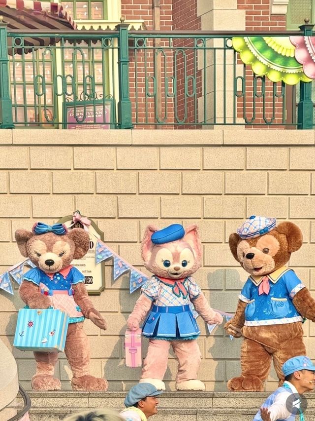 🎠谁说港迪不如上迪❓冰雪奇緣冰藍系城堡美哭我🥺✨