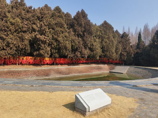 明祖陵神道石刻及陵冢玄宮