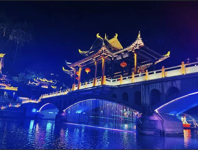 鳳凰古城三天兩晚詩意之旅 鳳凰古城三天兩晚詩意之旅