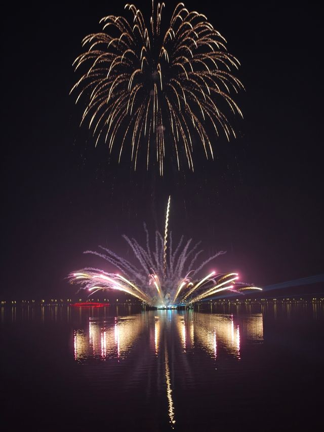 滴水湖週末,看了一場橘子海日落和煙花! 滴水湖週末,看了一場橘子海日落和煙花!