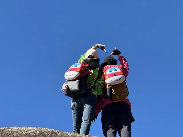 九華山偶遇的狗向導,超有靈性 九華山偶遇的狗向導,超有靈性