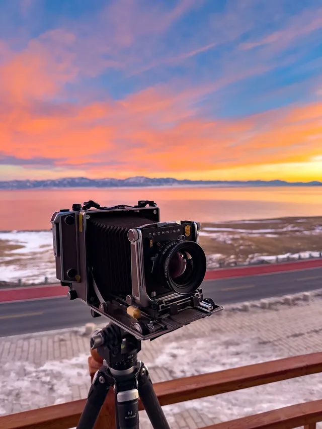 賽里木湖的絕美粉調日出 賽里木湖的絕美粉調日出