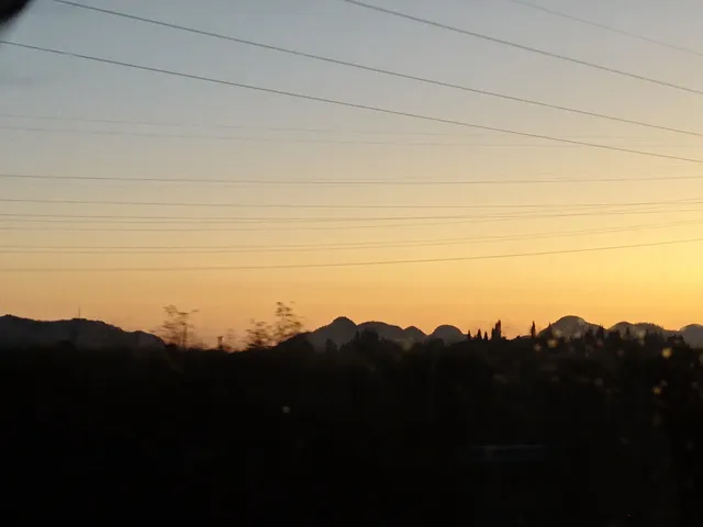 終於來到課本裡的黃果樹瀑布! 終於來到課本裡的黃果樹瀑布!