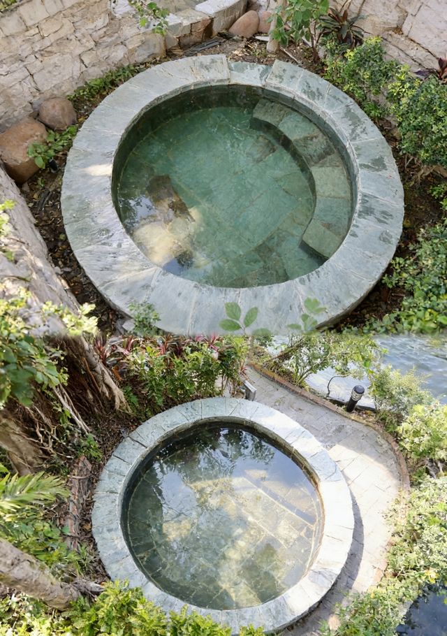 住進山水裡的溫泉秘境!廣州周邊遊天花板!清遠百歲泉! 住進山水裡的溫泉秘境!廣州周邊遊天花板!清遠百歲泉!