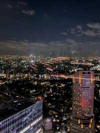 站在東京之上:SHIBUYA SKY × 新宿夜色