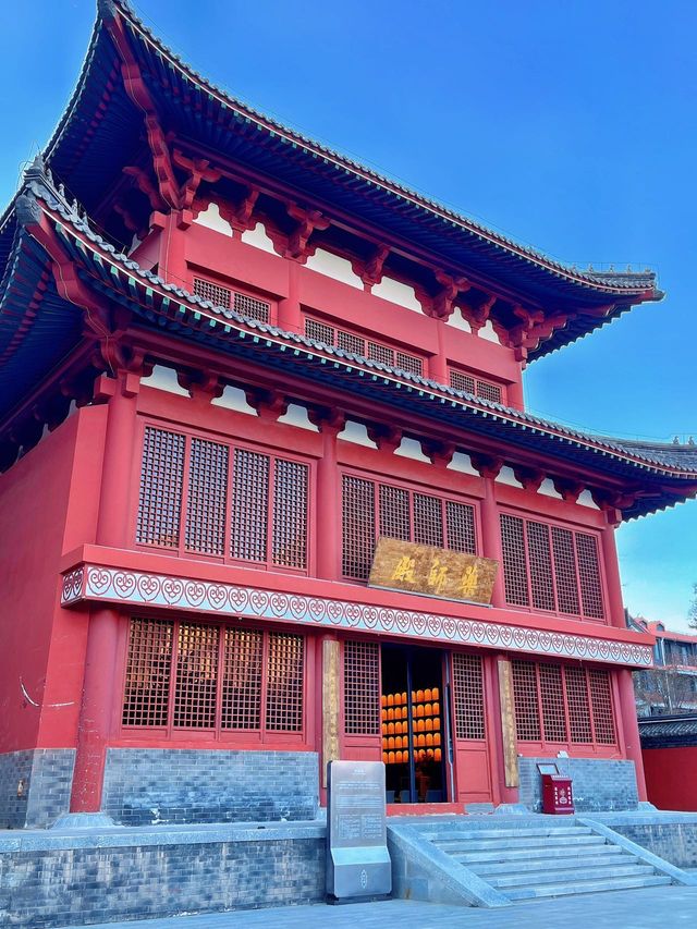 當代人破防後自癒:在山裡住露台房抄經,淨化心靈! 當代人破防後自癒:在山裡住露台房抄經,淨化心靈!