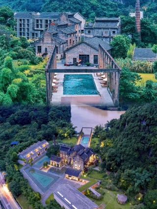 산업 폐허가 신선한 호텔로 변신한 양삭 탕셔, 숨이 멎을 정도로 아름다워요