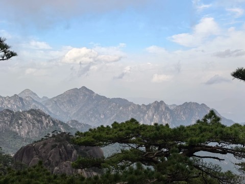 黄山風景区 4月最新の旅行ガイド | Trip.com 黄山