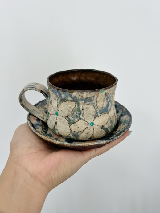 景徳鎮の陶磁器を手作りする 景徳鎮（けいとくちん）とは｜中国最高の白磁と青花の特徴と歴史 工芸品