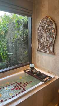 Perfect Honeymoon Stay at The Kayon Valley