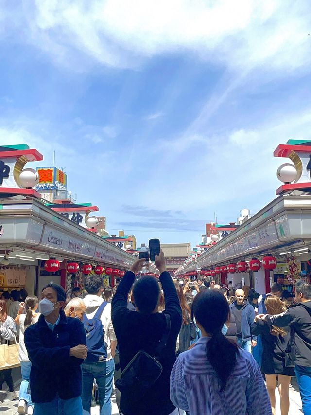 도쿄 필수 관광지 "센소지"⛩️