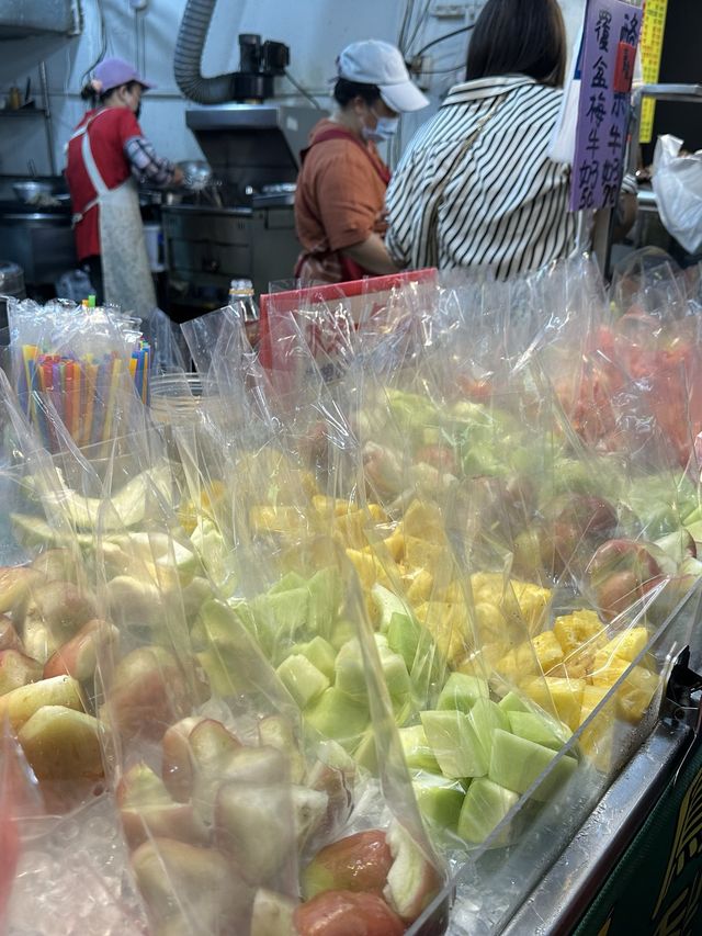 YiZhong Street Night Market