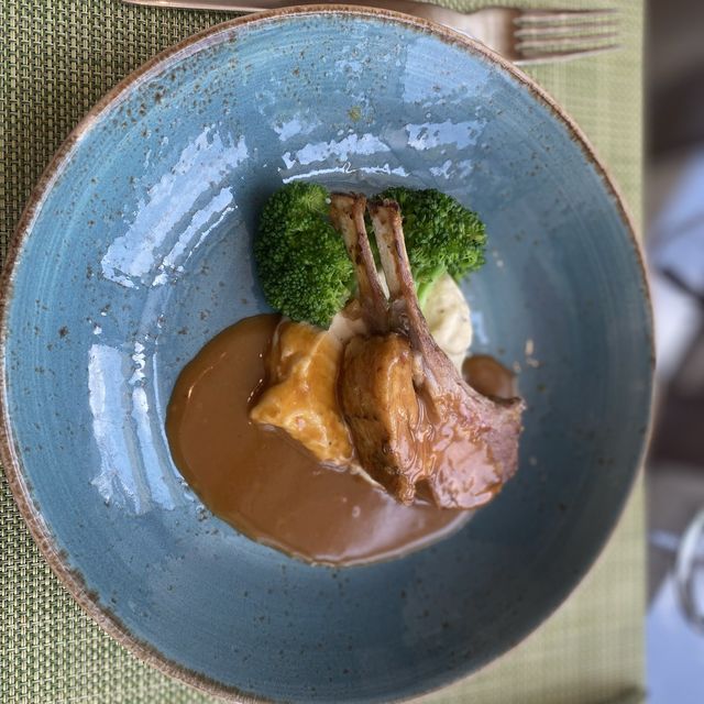 環境舒適 抵食semi lunch buffet @ Olea