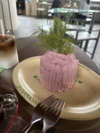 なにこのケーキ！？新感覚でした！
