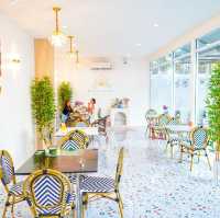 Grand’s Garden Cafe & Eatery