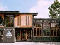 Featherstone • เอกมัย 