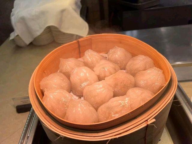 灣仔薈景餐廳假日自助午餐
